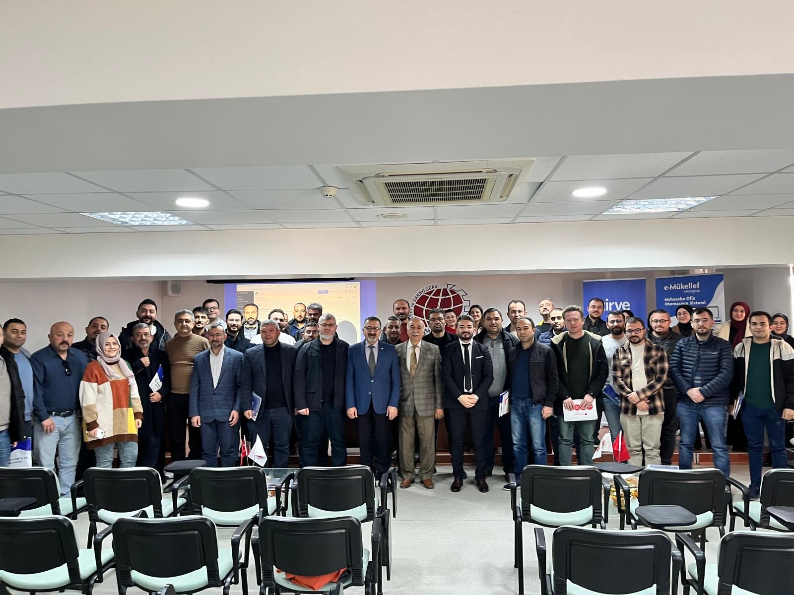 Zirve yazılım ekibimizden konuşmacı olarak ORHAN KAHRAMAN'ın sunumuyla 11 Aralık 2024 tarihinde Niğde